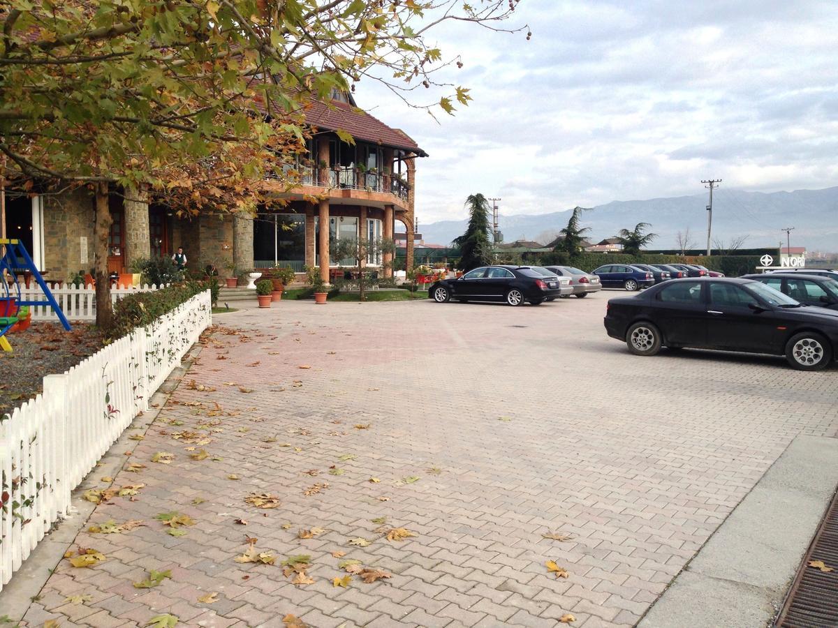 Resort Nord Park Fushe-Kruje Buitenkant foto